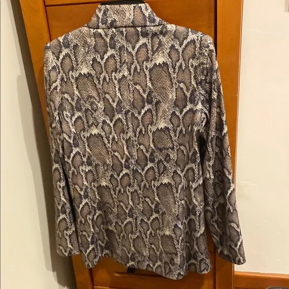 Snake Print Jacket - Picture 7 of 10